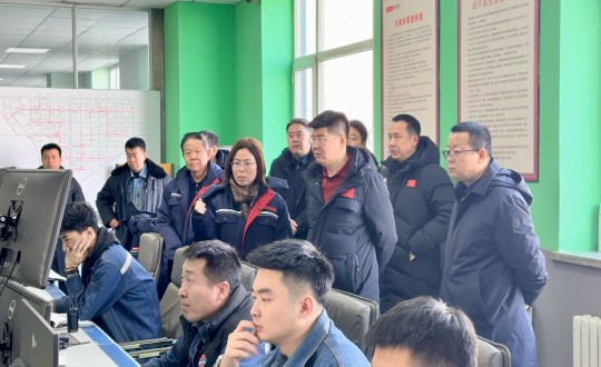 1.长春市副市长张春达一行深刻PG电子新城供热公司实地调研_副本.jpg
